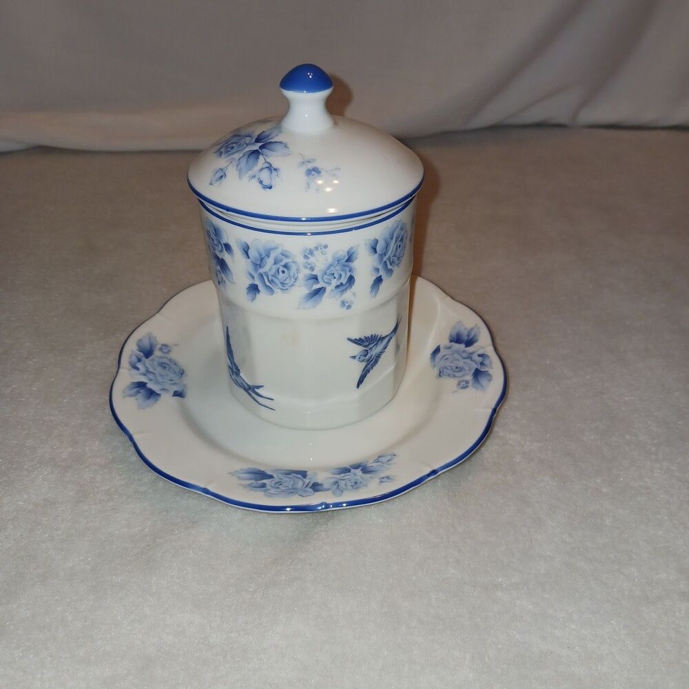 Arita Gear Blue Damask Porcelain Roses and Birds Covered Tea Jar And Underplate